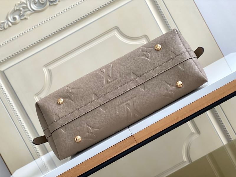 Louis Vuitton Hobo Bags